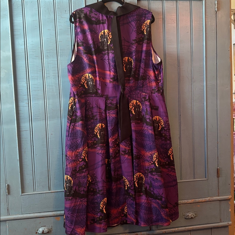 Unique Vintage Haunted House swing Dress - Picture 5 of 9